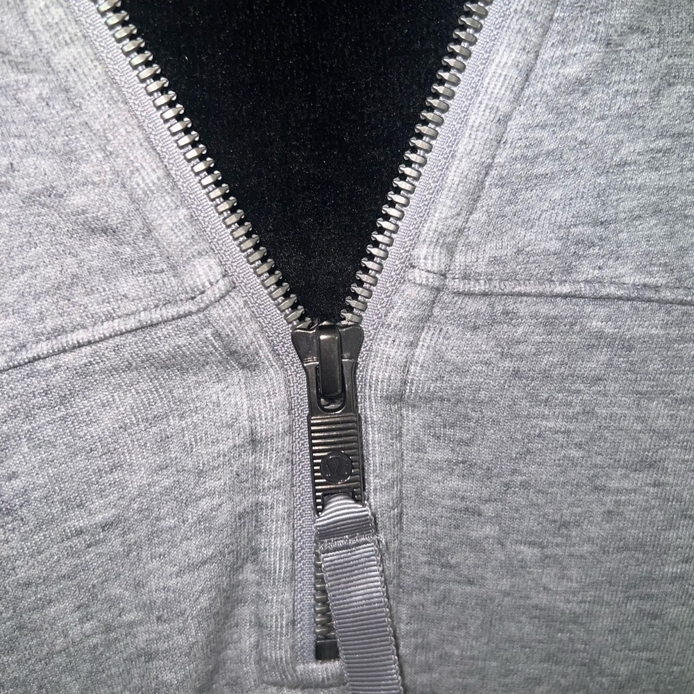 Lululemon Cozy Gray Sweatshirt - Picture 3 of 6